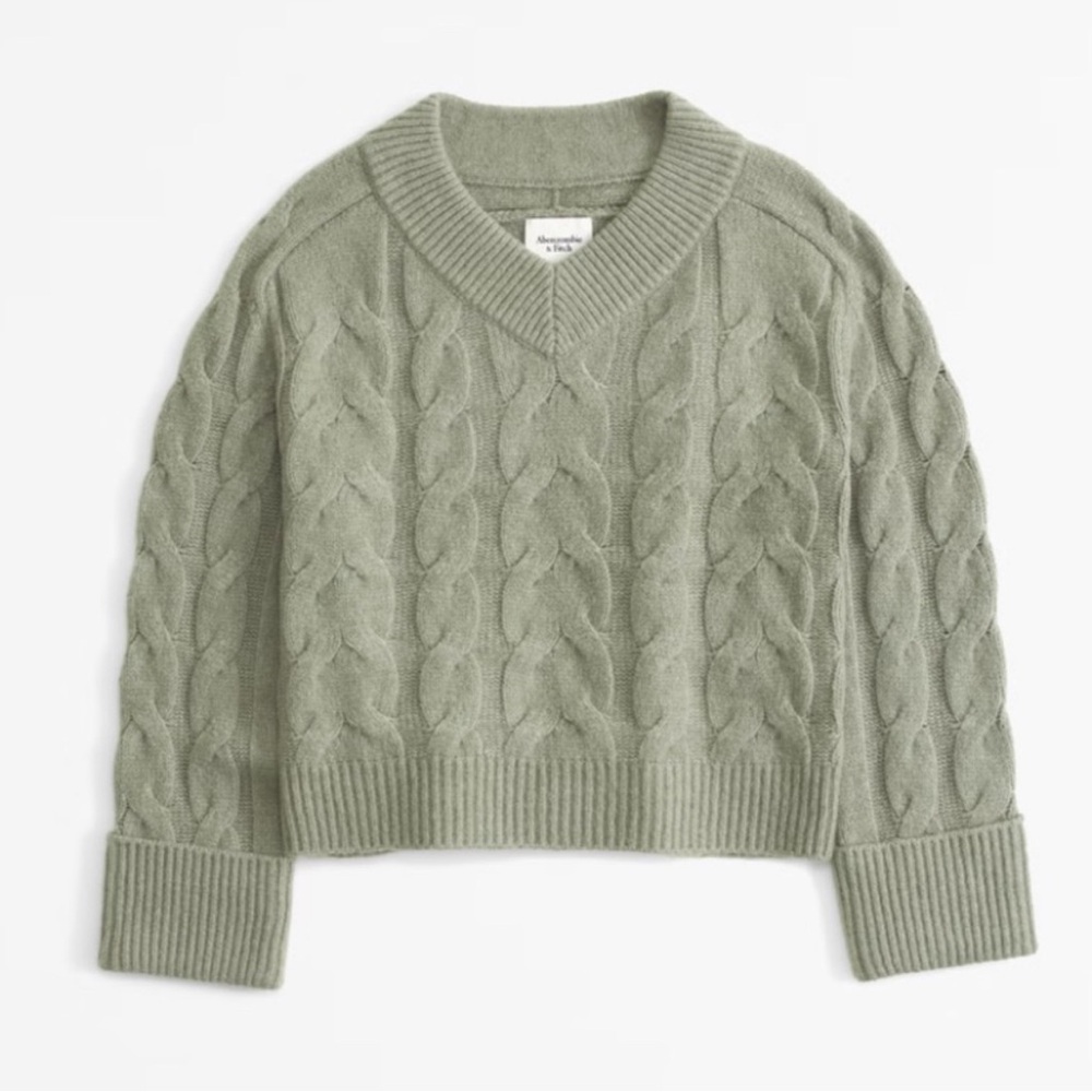 Abercrombie & Fitch Cable Easy V Neck Sweater Size M